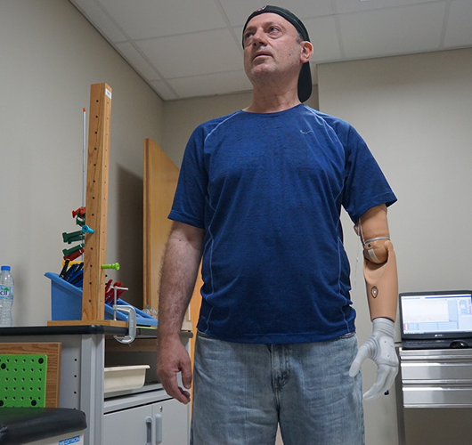 37865F44-5D45-40B1-83B9-FEC66B85A8B7